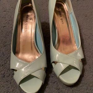 High heels shoes only wore it once